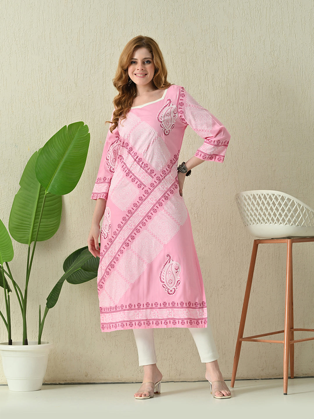 Soft Rose Pink Diagonal Printed Rayon Kurta with Border Detailing