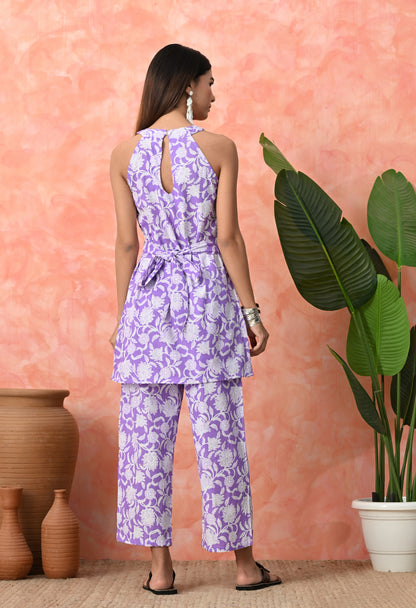 Lavender Petal Printed Rayon Sleeveless Kurta Set with Lace Detailing