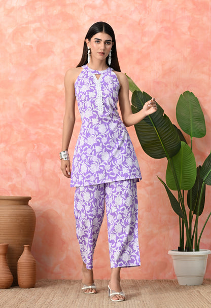 Lavender Petal Printed Rayon Sleeveless Kurta Set with Lace Detailing