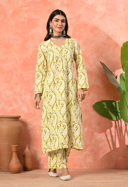 Golden Olive Heritage Paisley Rayon Kurta Set with V-Slit Neckline & Functional Side Pocket