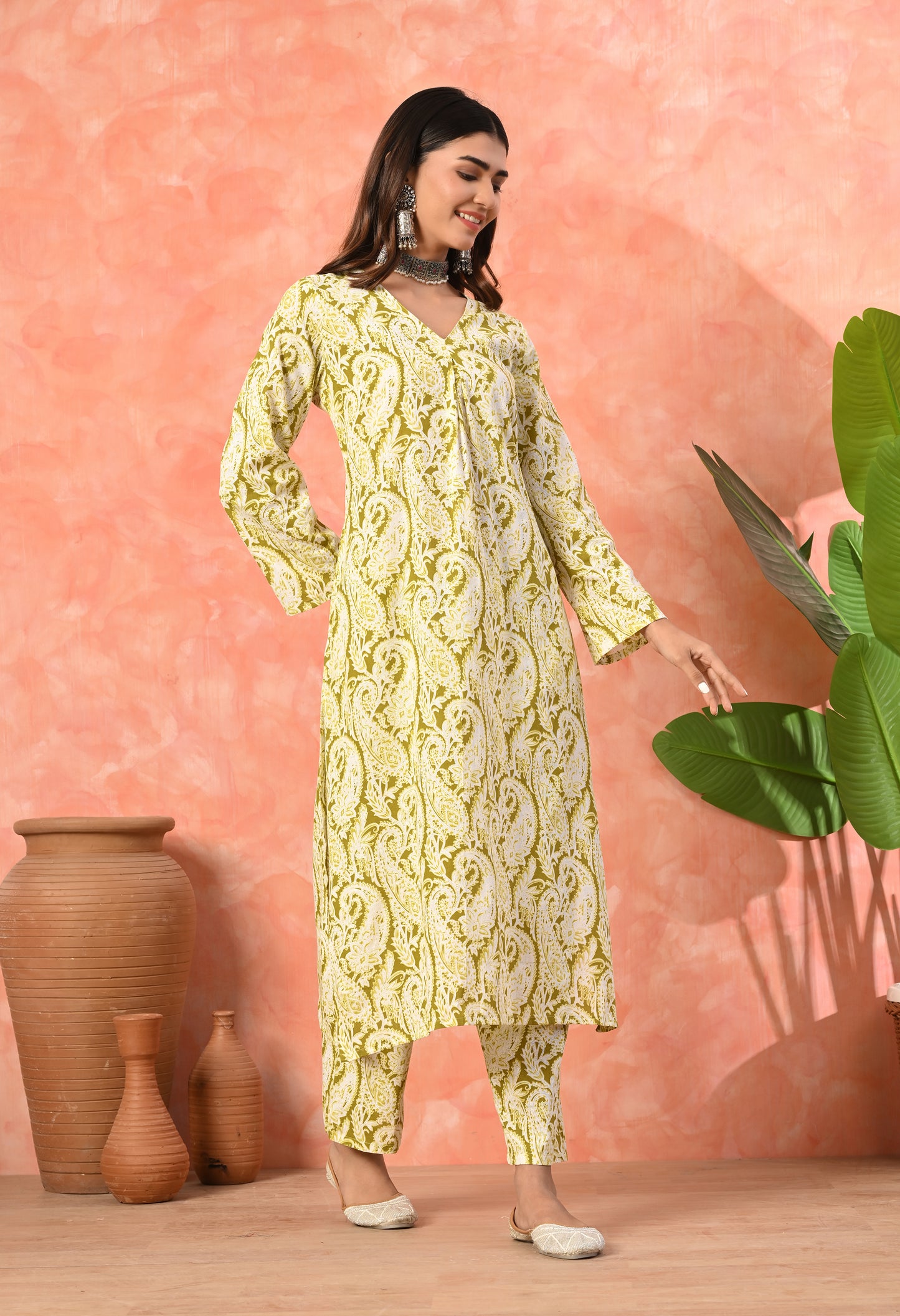 Golden Olive Heritage Paisley Rayon Kurta Set with V-Slit Neckline & Functional Side Pocket