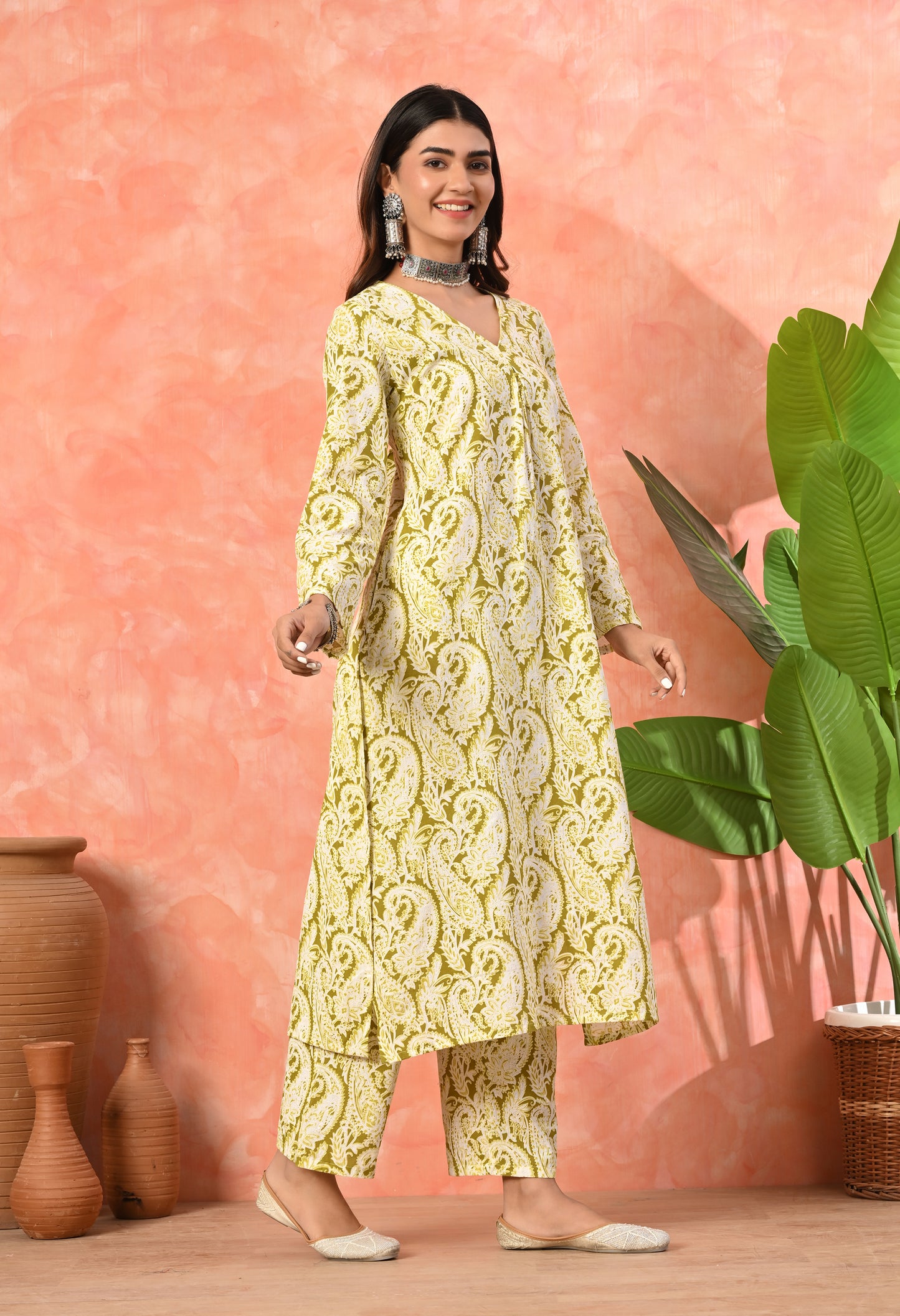 Golden Olive Heritage Paisley Rayon Kurta Set with V-Slit Neckline & Functional Side Pocket