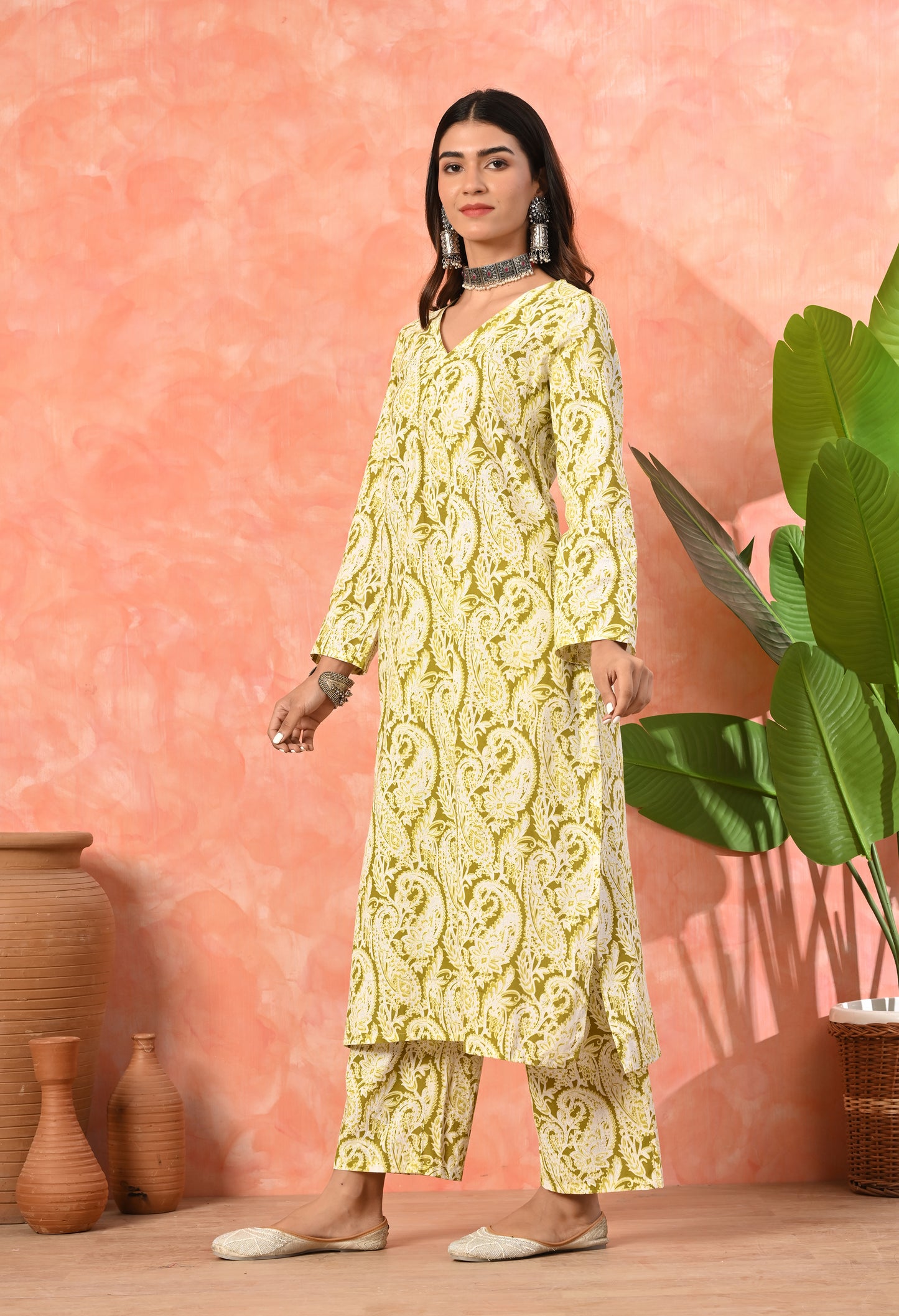 Golden Olive Heritage Paisley Rayon Kurta Set with V-Slit Neckline & Functional Side Pocket