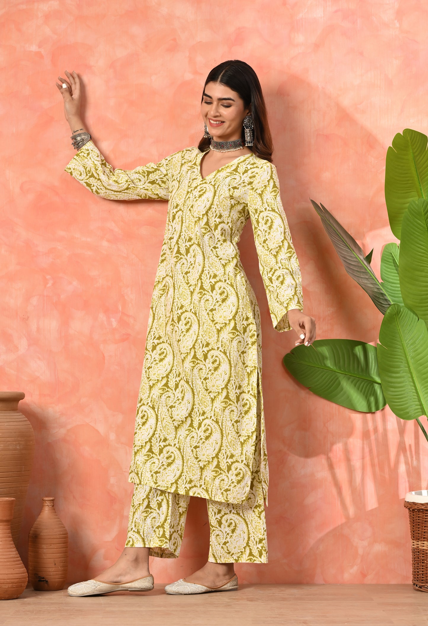 Golden Olive Heritage Paisley Rayon Kurta Set with V-Slit Neckline & Functional Side Pocket
