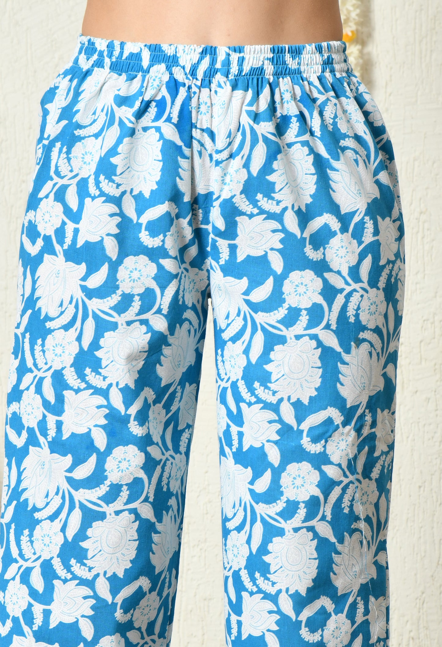 Blue Floral Printed Rayon Kurta Set with V-Slit Neckline & Side Pocket