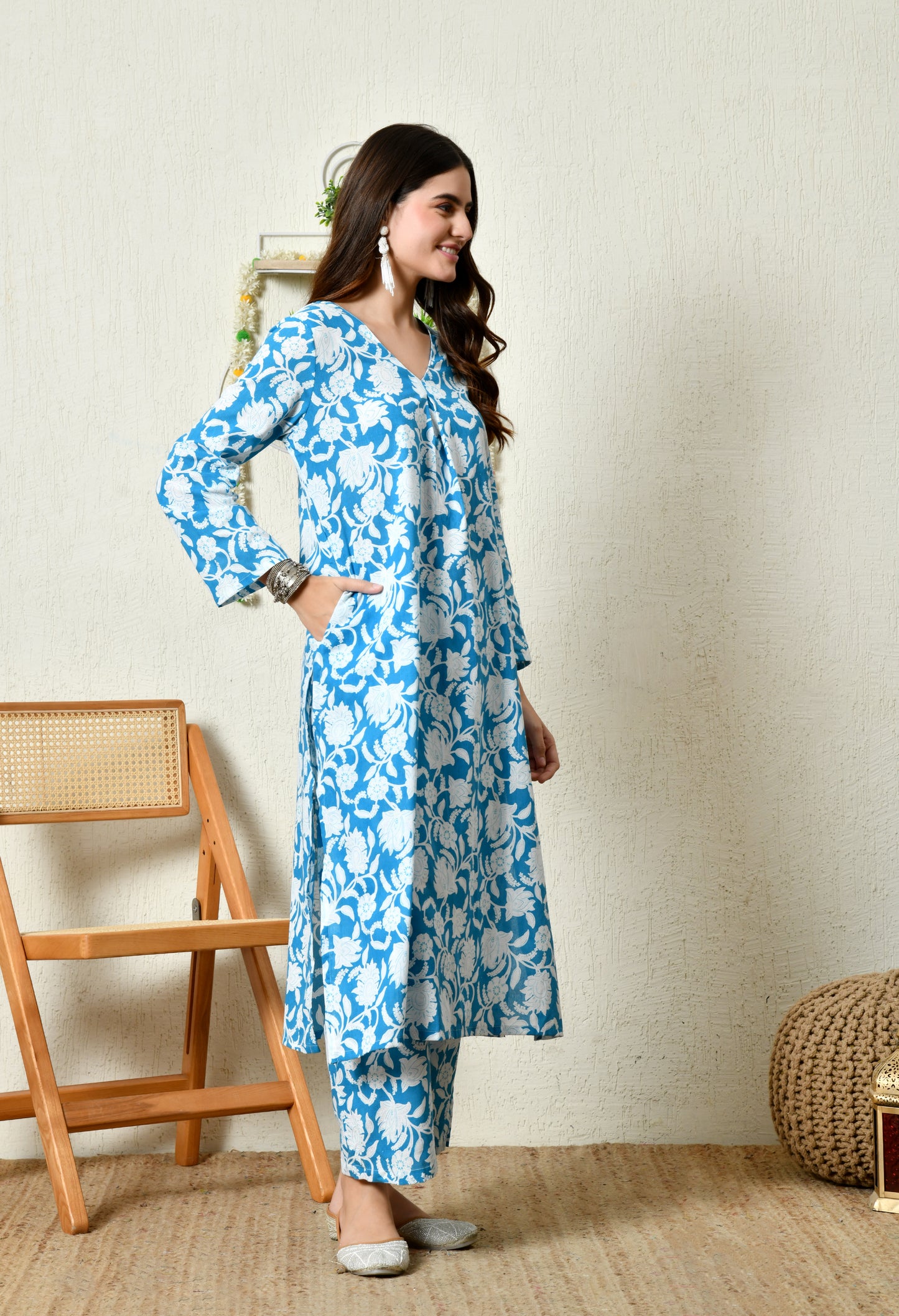 Blue Floral Printed Rayon Kurta Set with V-Slit Neckline & Side Pocket