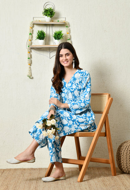Blue Floral Printed Rayon Kurta Set with V-Slit Neckline & Side Pocket