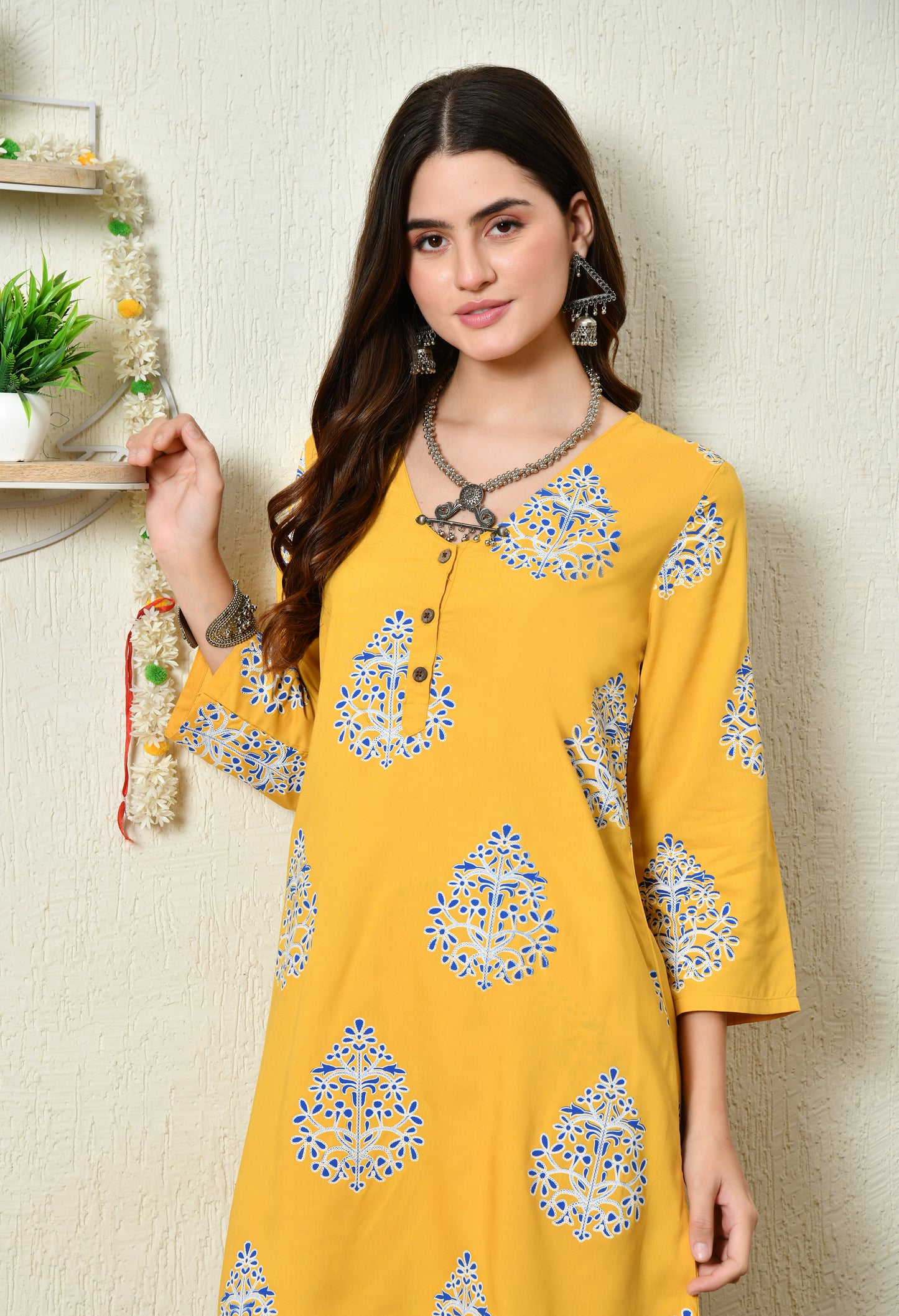 Amber Bloom Kurta Set