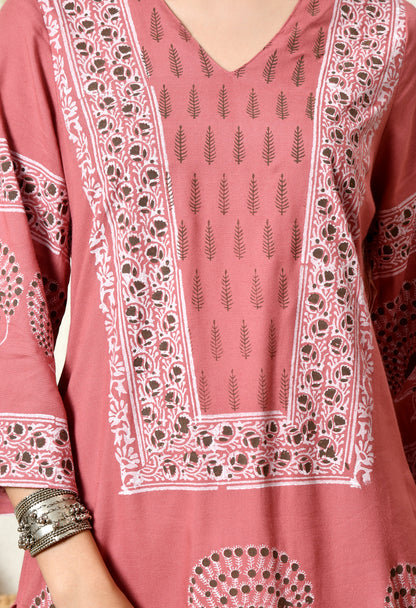 Terracotta Pink Elegant Peacock Motif Printed Rayon Kurta with Sleeve & Neck Detailing