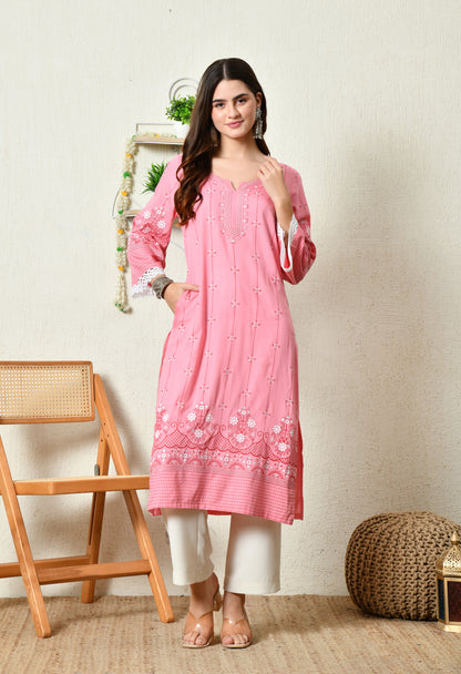 Dusty Peach Pink Elegant Floral Printed Rayon Kurta with Border Design & Lace Detailing