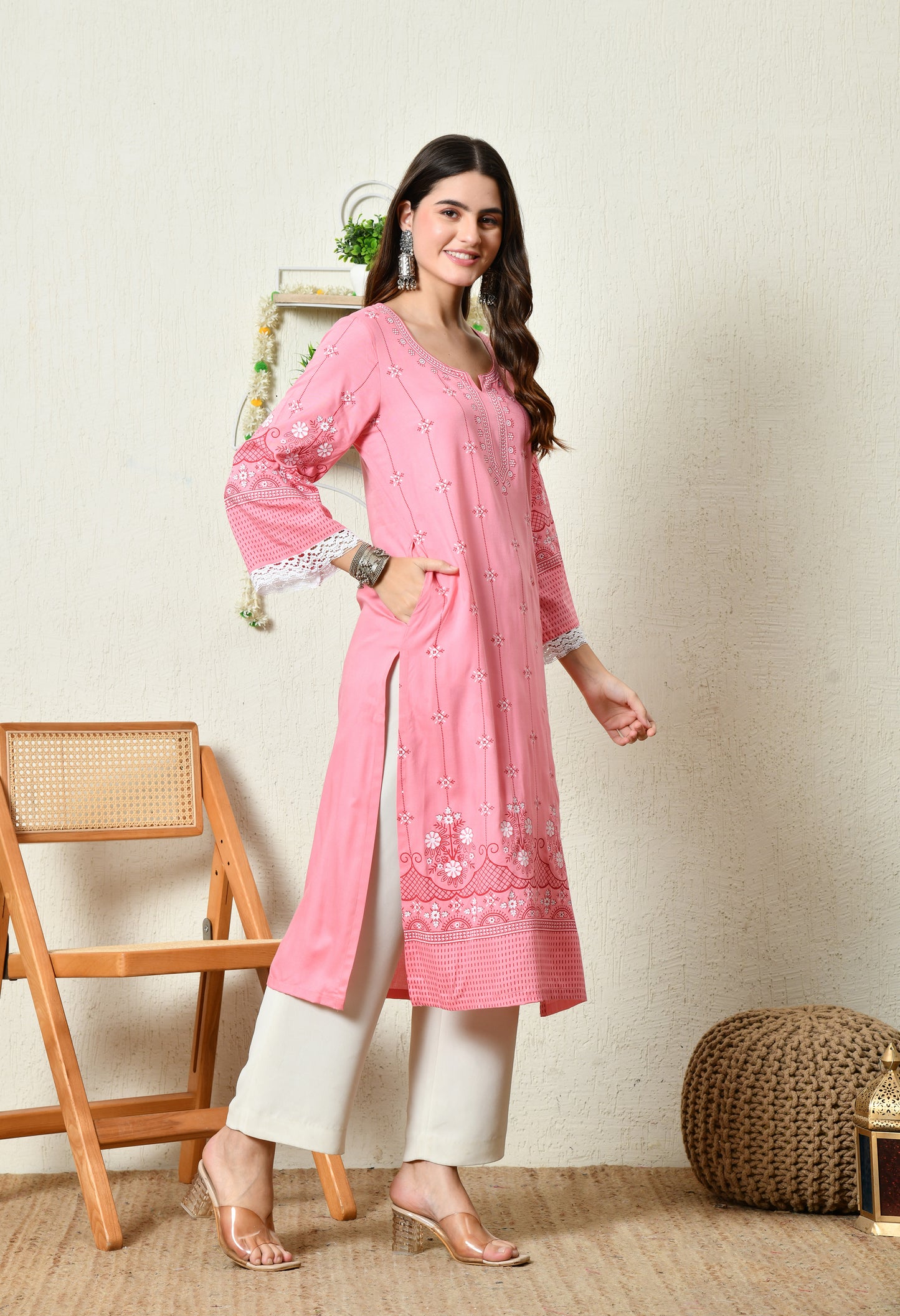 Dusty Peach Pink Elegant Floral Printed Rayon Kurta with Border Design & Lace Detailing