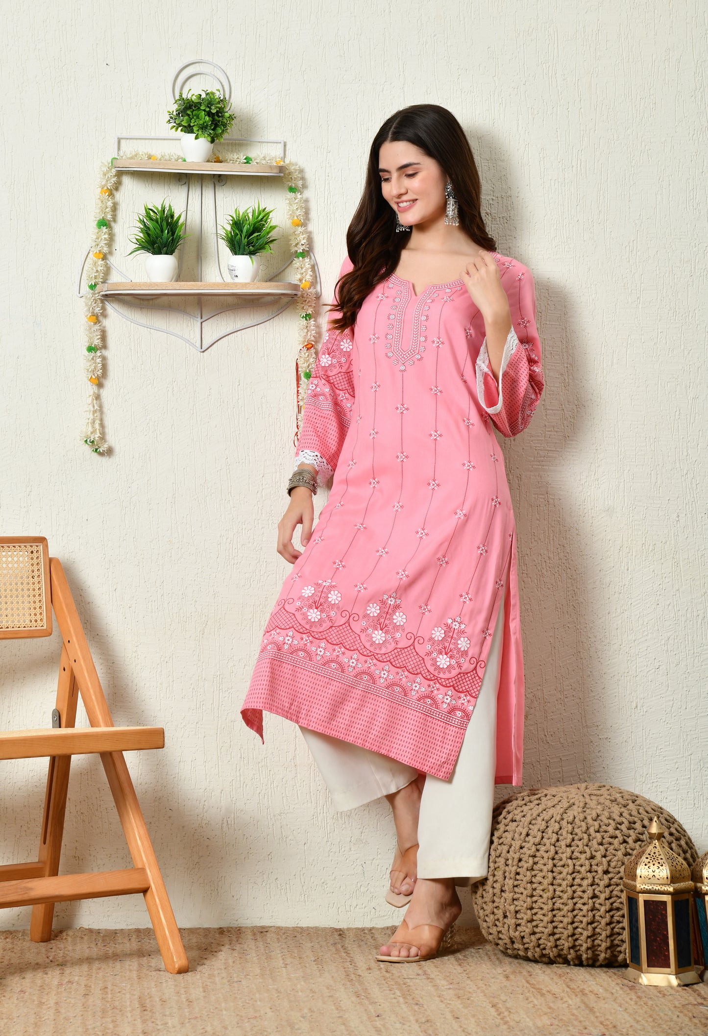 Dusty Peach Pink Elegant Floral Printed Rayon Kurta with Border Design & Lace Detailing