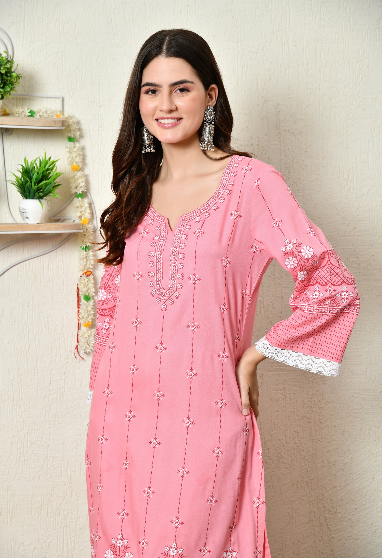 Dusty Peach Pink Elegant Floral Printed Rayon Kurta with Border Design & Lace Detailing